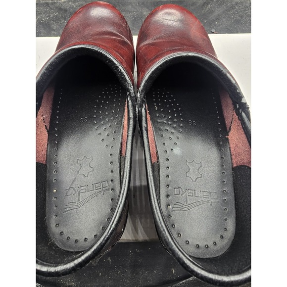 Women Dansko Clogs - Picture 4 of 6